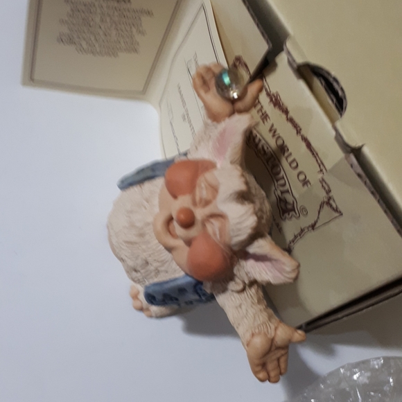 KRYSTONIA FIGURINE - Picture 2 of 4